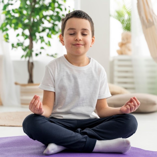 Simple Mindfulness Techniques to Reduce Distractions in Kids